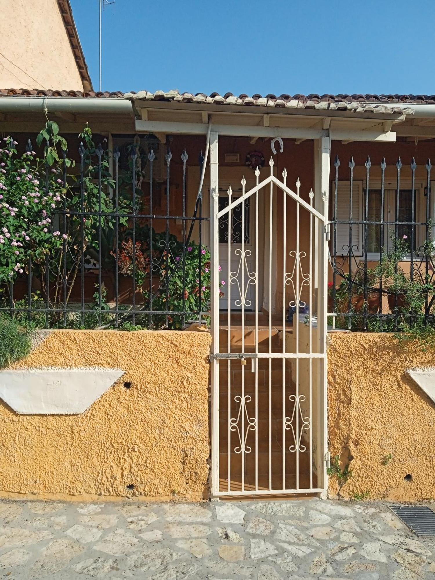 Villa Angela, Traditional Villa In The Village 阿基奥斯·伊奥尼斯·佩里斯特 外观 照片